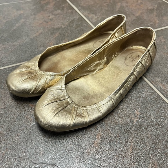 Prada Round Toe Metallic Gold Slip On Ballet Flats EU 39 - Picture 12 of 12
